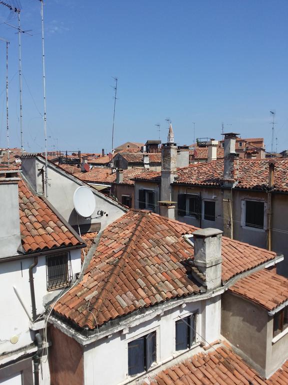 Elegant Terrace Apartment Near Piazza San Marco Last Floor No Lift Venice Phòng bức ảnh