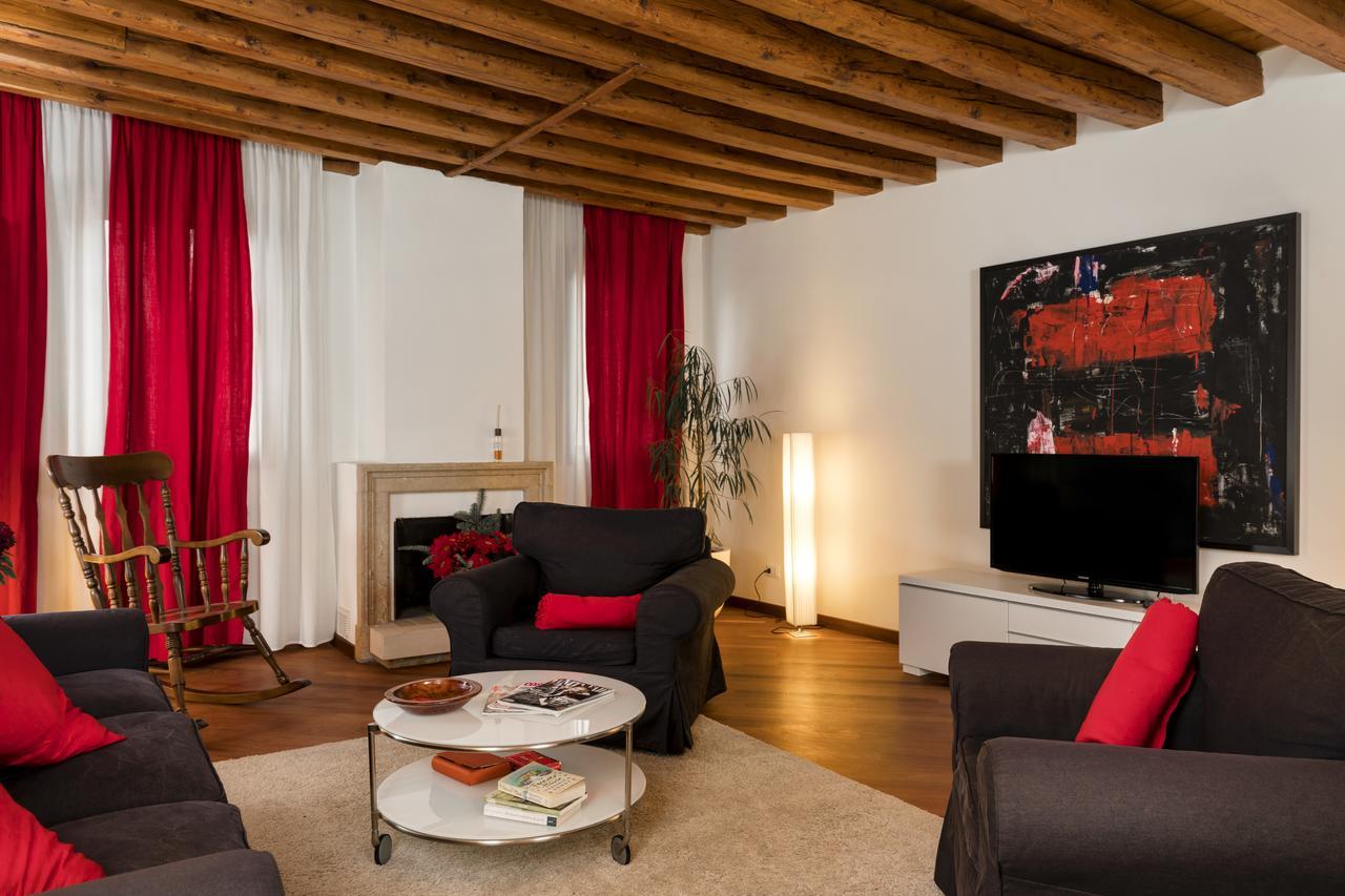 Elegant Terrace Apartment Near Piazza San Marco Last Floor No Lift Venice Ngoại thất bức ảnh