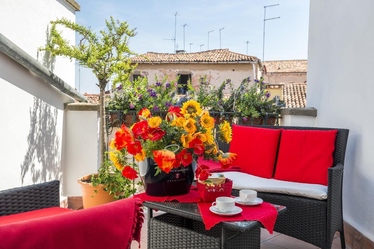 Elegant Terrace Apartment Near Piazza San Marco Last Floor No Lift Venice Ngoại thất bức ảnh