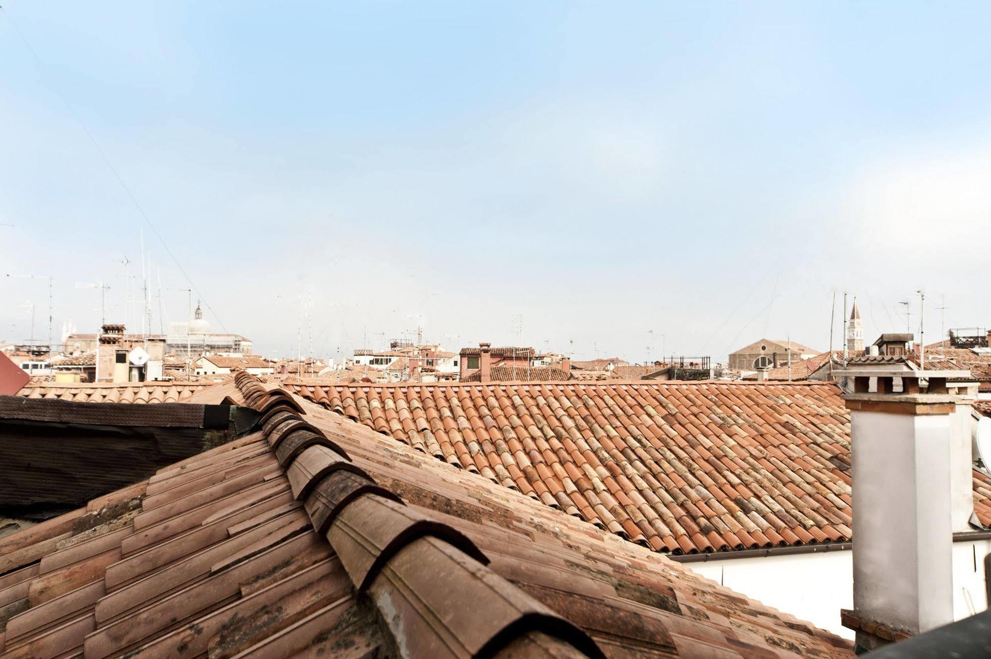 Elegant Terrace Apartment Near Piazza San Marco Last Floor No Lift Venice Ngoại thất bức ảnh