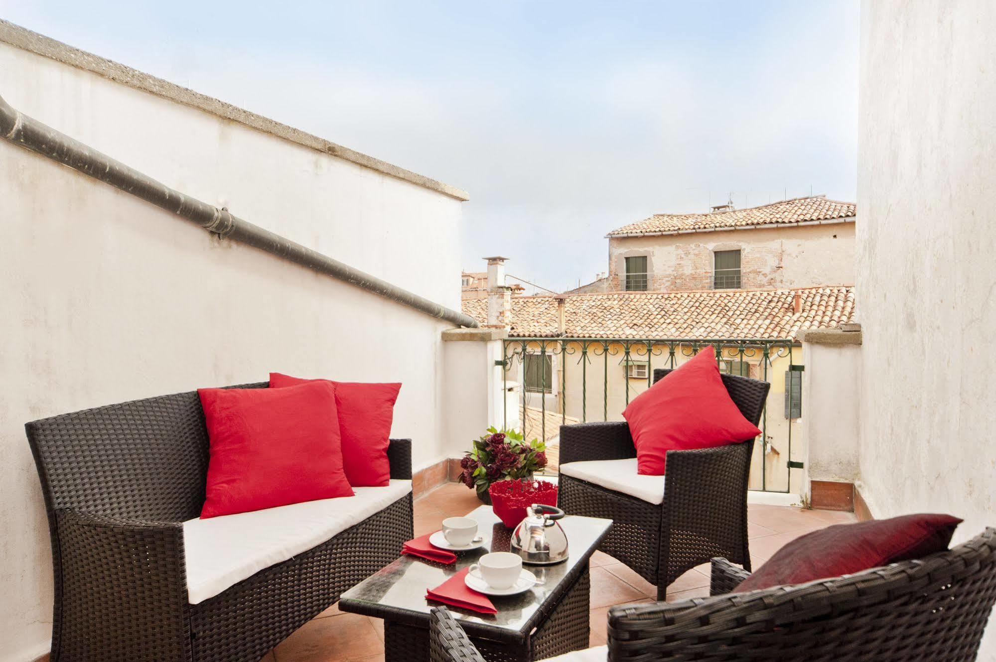 Elegant Terrace Apartment Near Piazza San Marco Last Floor No Lift Venice Ngoại thất bức ảnh